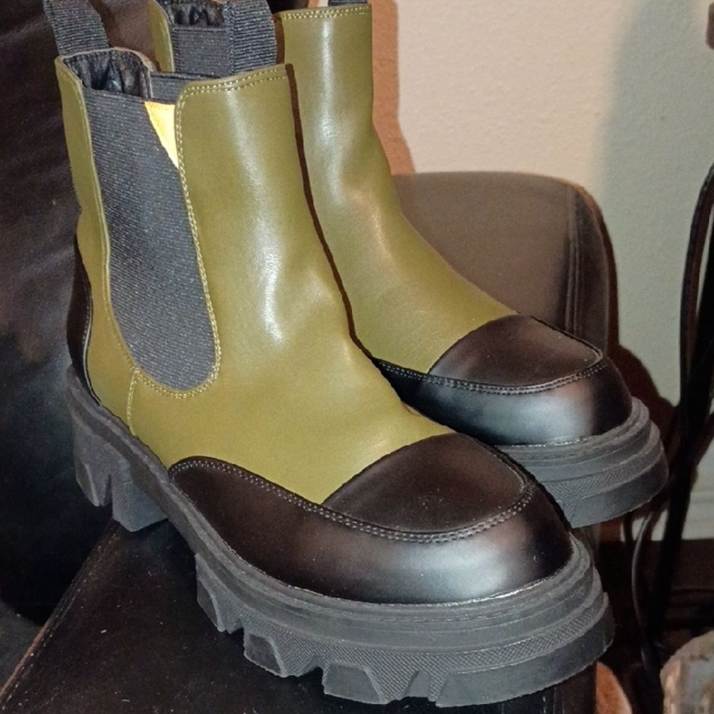 Public Desire Boots